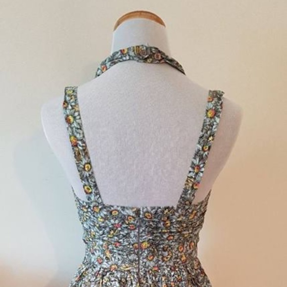 French Connection Floral Peplum Top - Size 4 - Picture 4 of 8